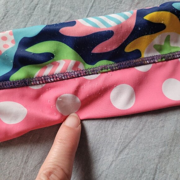 Ruffle Girl Sunshirt Swimsuit Top Size 5 Long Sleeve Lot of 2 Turtle & Paisley - Picture 8 of 11